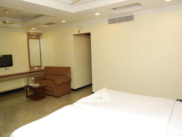 Shri Perumal Inn Puducherry Kamer foto